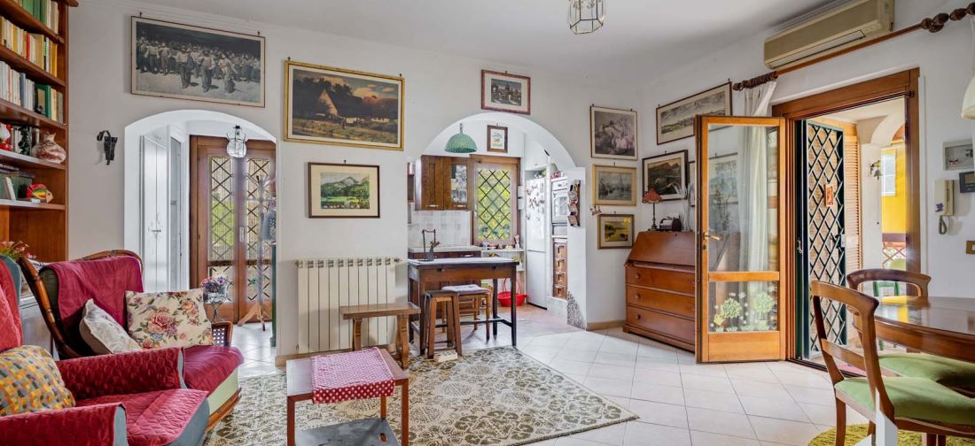 CERENOVA ZONA CHIESA VILLA BILIVELLI RISTRUTTURATA CON AMPIO GIARDINO