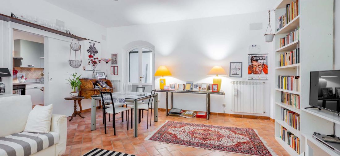 CERENOVA PRESTIGIOSA VILLA CON GIARDINO ANGOLARE