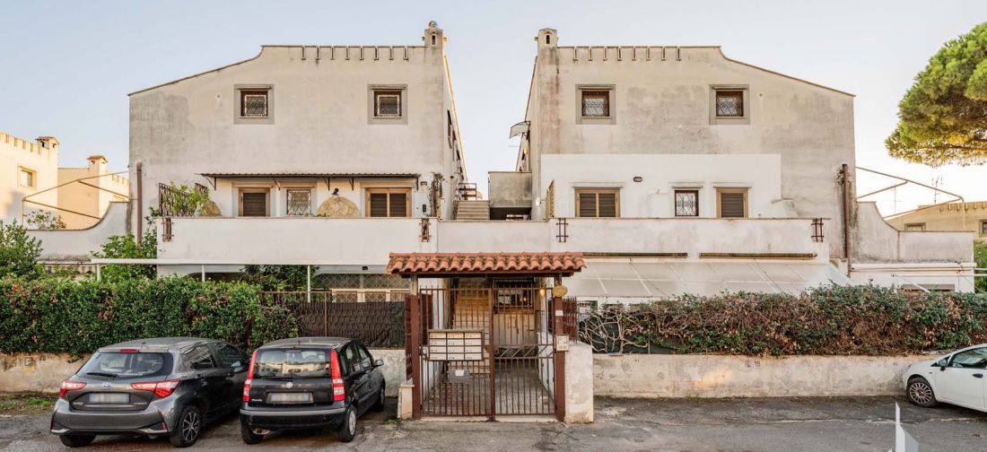 CERENOVA - VIA GABRIELE MARINI - BILOCALE RISTRUTTURATO CON POSTO AUTO