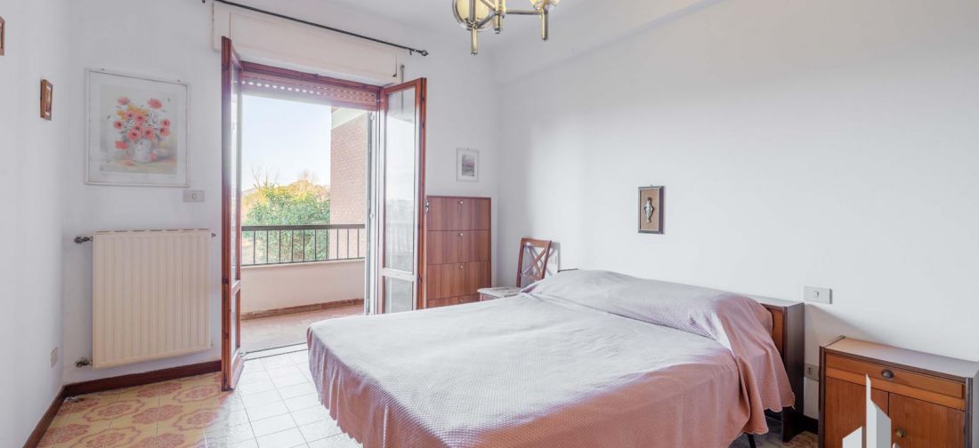 CAMPO DI MARE VILLA TRILIVELLI CON AMPIO GIARDINO
