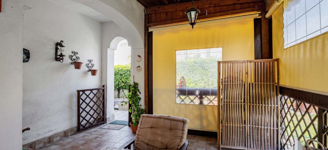 CERENOVA ZONA CHIESA VILLA BILIVELLI RISTRUTTURATA CON AMPIO GIARDINO