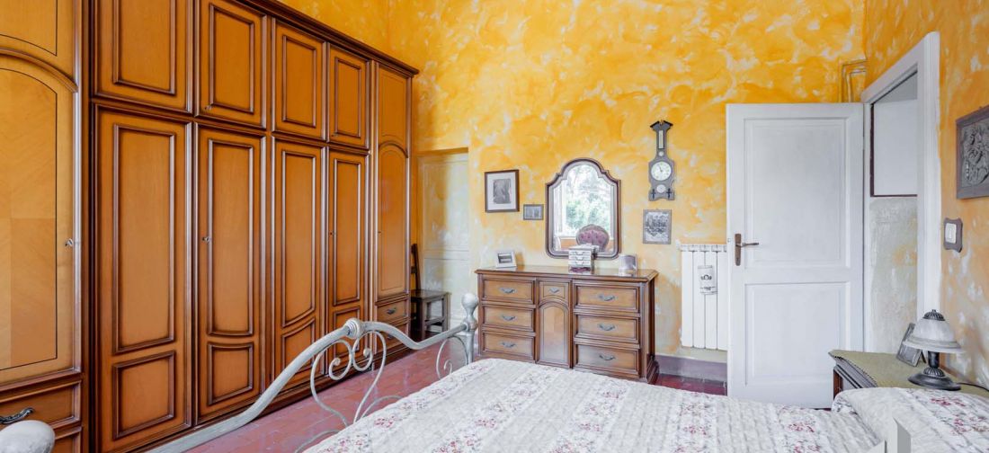 CERVETERI VIA AURELIA 46, EX CASALE ENTE MAREMMA CON TERRENNO 1000 MQ