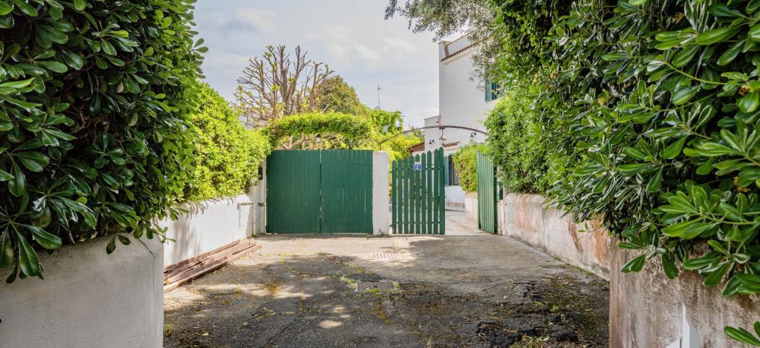 CERENOVA ZONA CHIESA VILLA BILIVELLI RISTRUTTURATA CON AMPIO GIARDINO