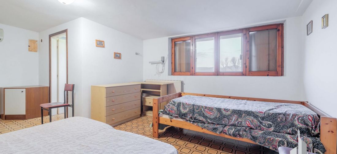 CAMPO DI MARE VILLA TRILIVELLI CON AMPIO GIARDINO