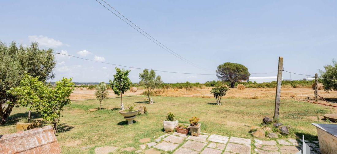 CERVETERI VIA AURELIA 46, EX CASALE ENTE MAREMMA CON TERRENNO 1000 MQ