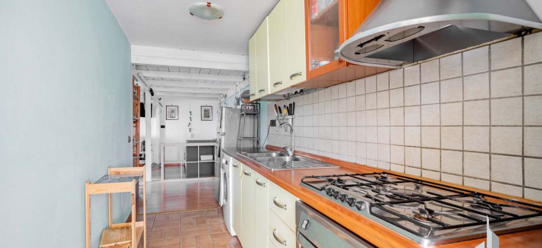 CERVETERI - ZONA TYRSENIA - BILOCALE SOPPALCATO CON AMPIO TERRAZZO