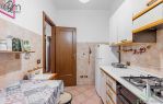 CERVETERI - VIA DEI VILLINI - BILOCALE PIANO TERRA CON POSTO AUTO E CANTINA - ACCESSO INDIPENDENTE