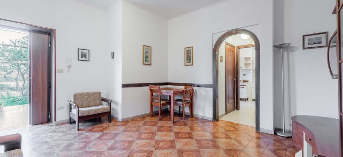 CAMPO DI MARE VILLA TRILIVELLI CON AMPIO GIARDINO