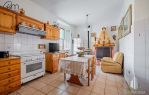 CERVETERI VIA AURELIA 46, EX CASALE ENTE MAREMMA CON TERRENNO 1000 MQ