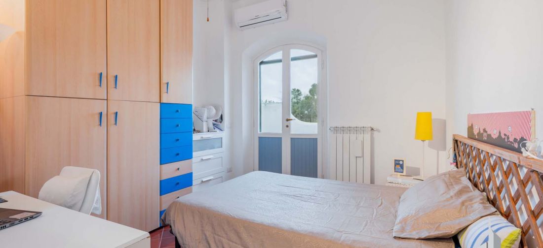 CERENOVA PRESTIGIOSA VILLA CON GIARDINO ANGOLARE