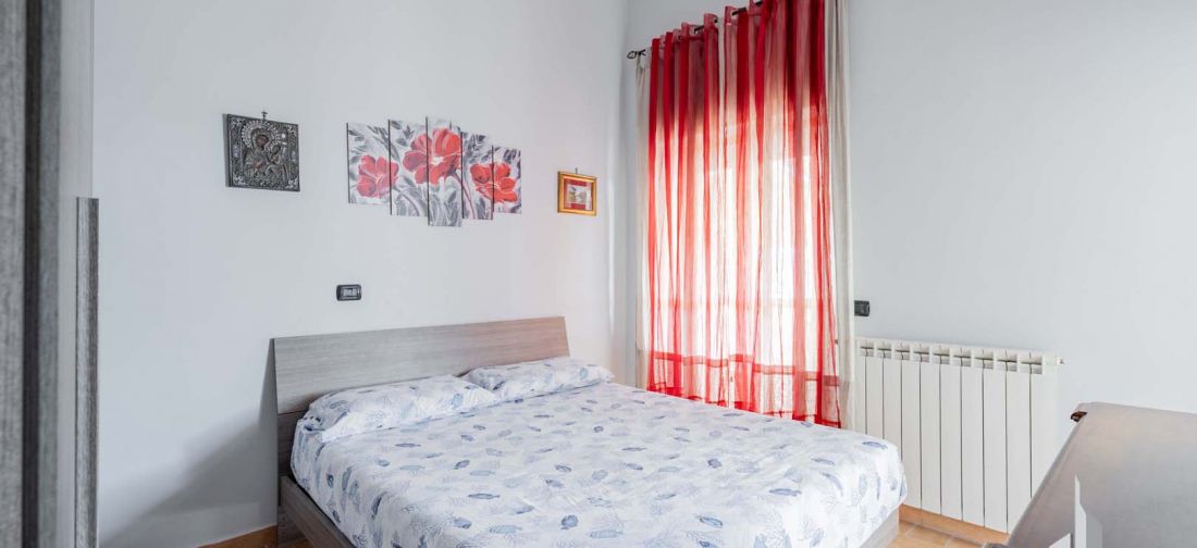 CERVETERI - ZONA TYRSENIA - BILOCALE SOPPALCATO CON AMPIO TERRAZZO