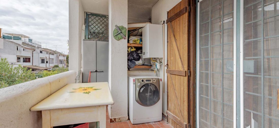 CERENOVA ZONA SCUOLE TRILOCALE BILIVELLI CON DUE BALCONI