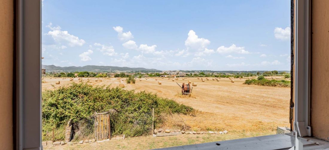 CERVETERI VIA AURELIA 46, EX CASALE ENTE MAREMMA CON TERRENNO 1000 MQ