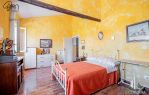 CERVETERI VIA AURELIA 46, EX CASALE ENTE MAREMMA CON TERRENNO 1000 MQ