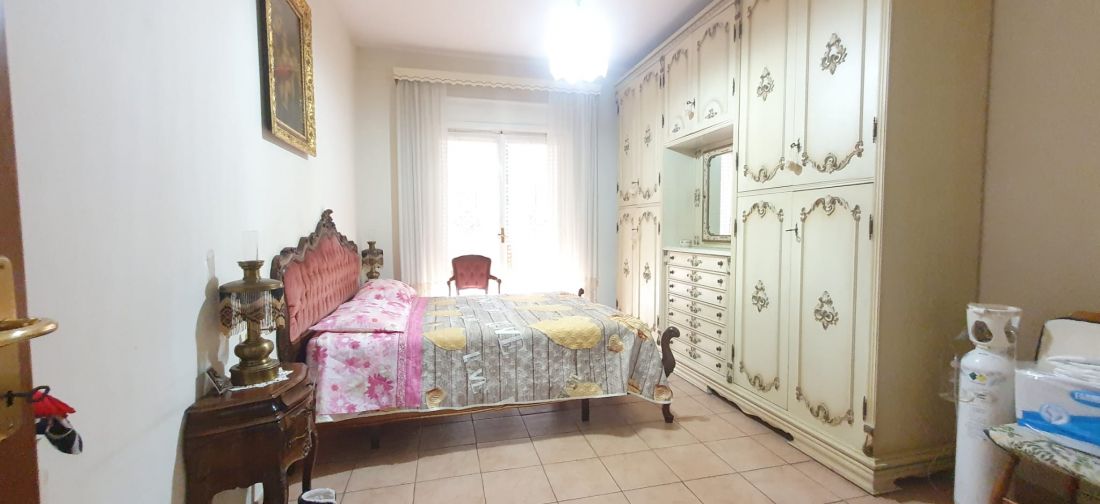 LADISPOLI - BILOCALE TRASFORMABILE CON TERRAZZO E VISTA MARE