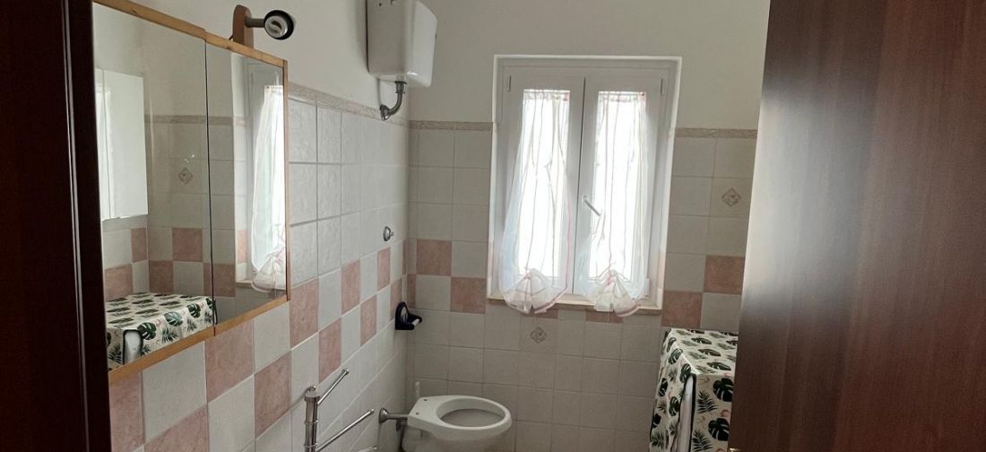 CERVETERI - APPARTAMENTO IN VILLA CON GIARDINO