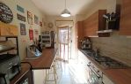LADISPOLI - TRILOCALE, DOPPI SERVIZI, CANTINA E POSTO AUTO