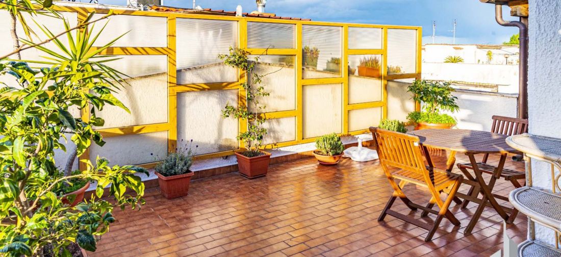 CERENOVA ATTICO RISTRUTTURATO CON TERRAZZO PANORAMICO