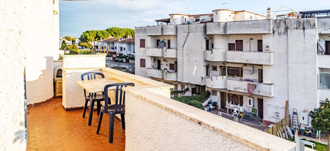 CERENOVA ATTICO RISTRUTTURATO CON TERRAZZO PANORAMICO