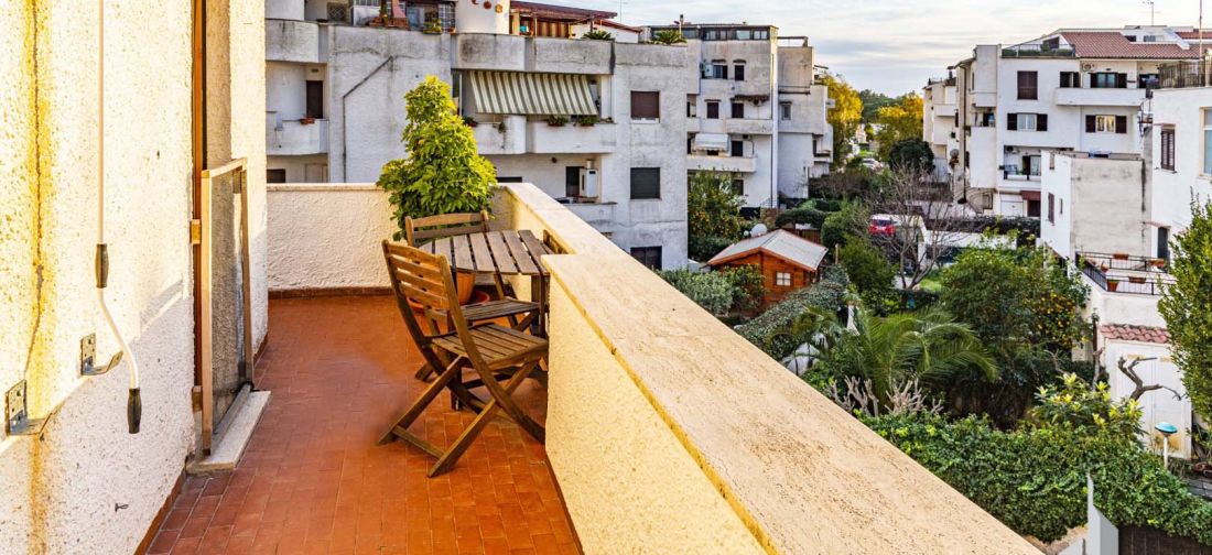 CERENOVA ATTICO RISTRUTTURATO CON TERRAZZO PANORAMICO