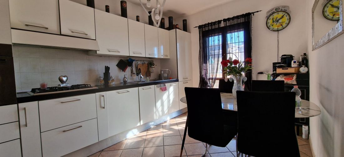 LADISPOLI - APPARTAMENTO IN VILLA QUADRILOCALE