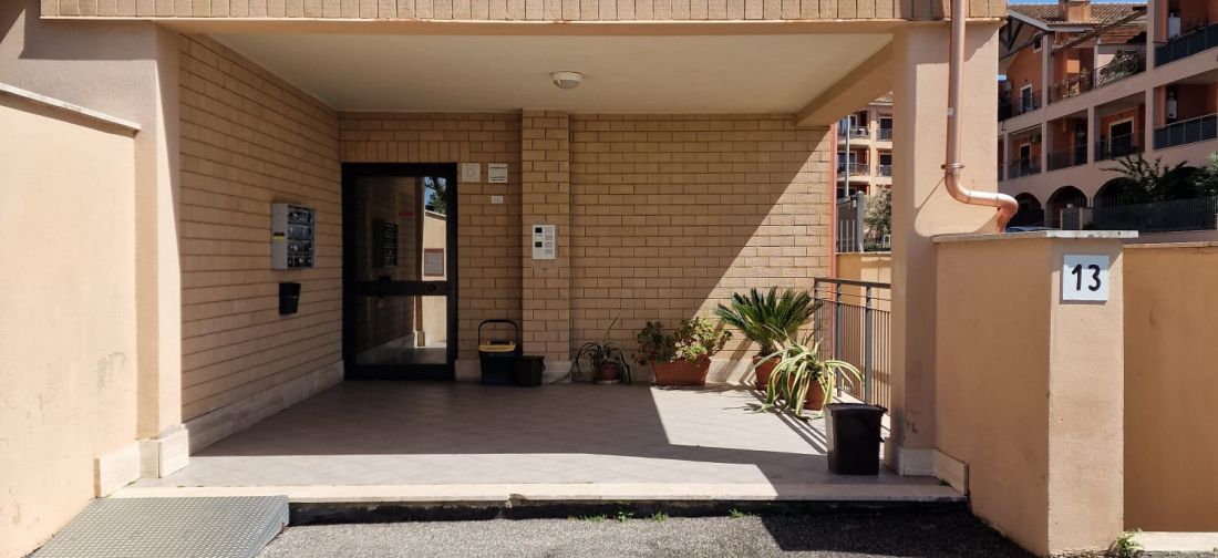 PALIDORO - ATTICO IN PALAZZINA DI RECENTE COSTRUZIONE CON POSTO AUTO E ASCENSORE