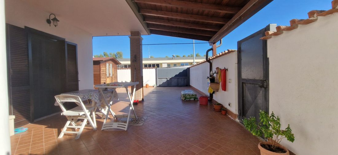 LADISPOLI - VILLETTA BILIVELLI RISTRUTTURATA CON AMPIO GIARDINO