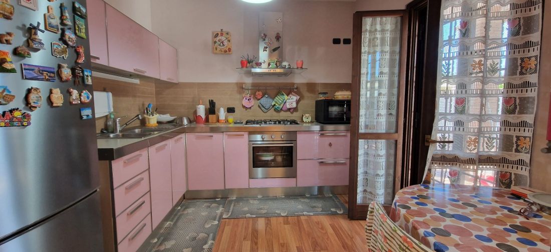 LADISPOLI - VILLETTA BILIVELLI RISTRUTTURATA CON AMPIO GIARDINO