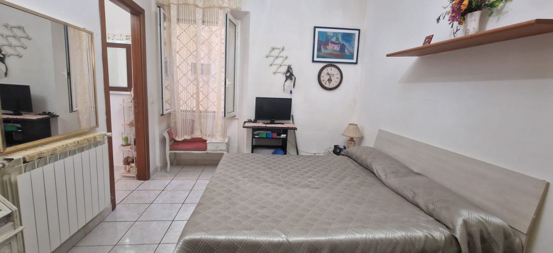 LADISPOLI MONOLOCALE PIANO TERRA CENTRALE SENZA CONDOMINIO PERFETTO USO INVESTIMENTO